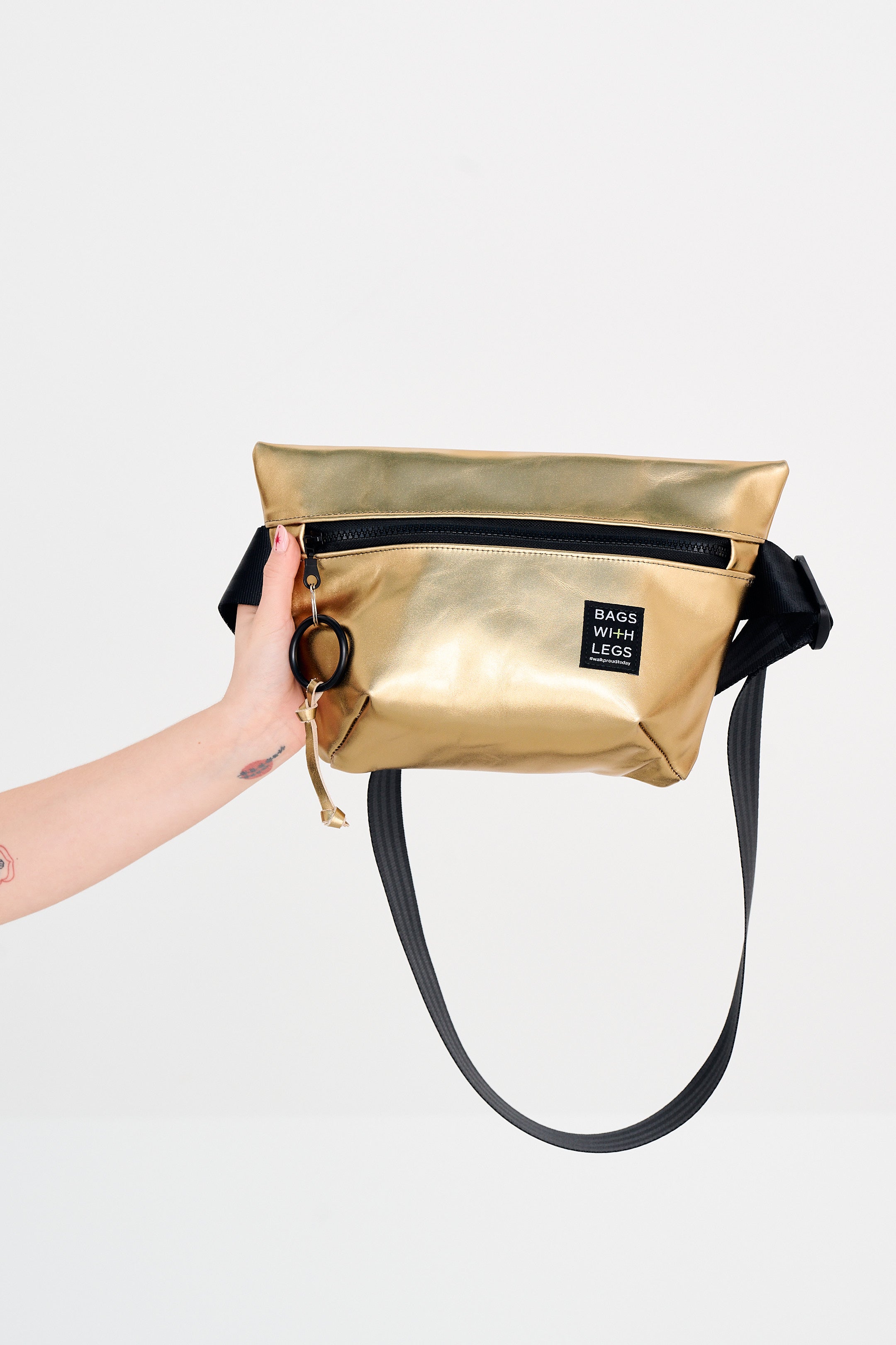 GLOW BABY GLOW crossbody bag worn