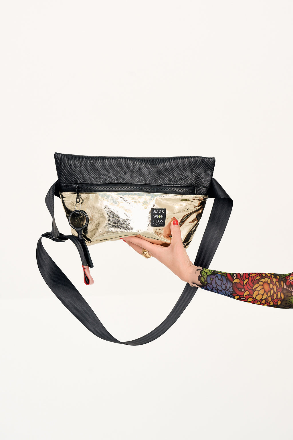 GOLD DIGGER Bigger Crossbody Bag