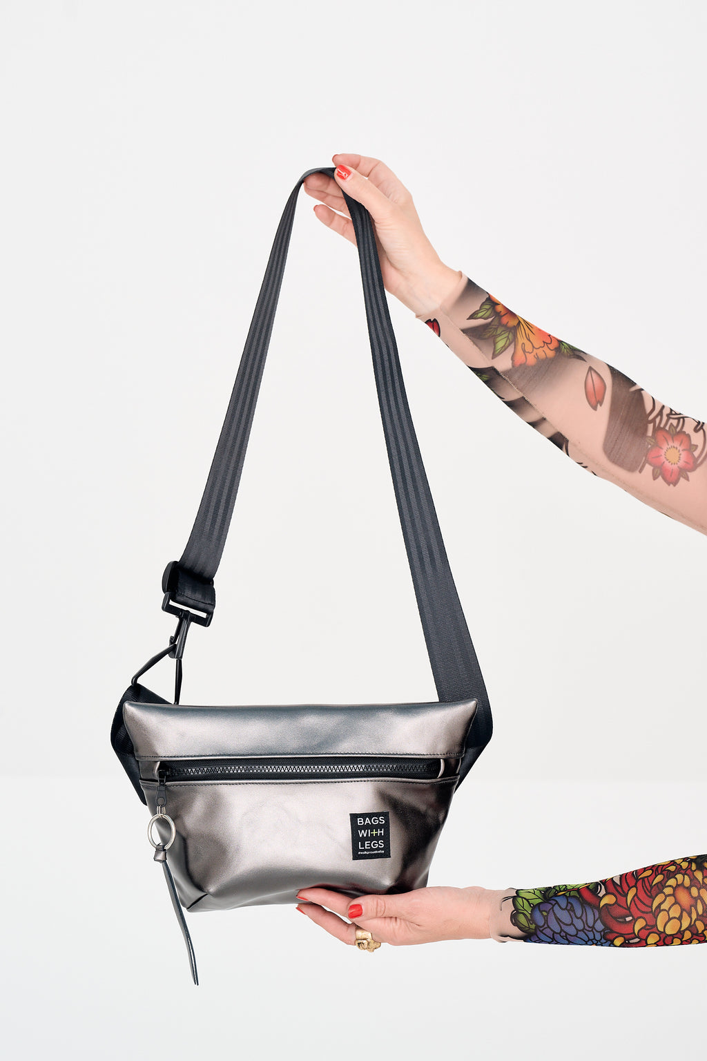 ONIX Crossbody Bag