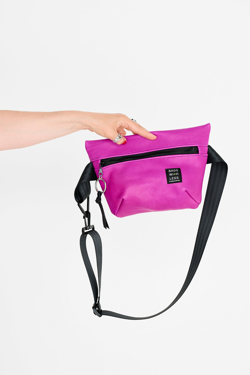 ELEKTRIK LOVE crossbody bag