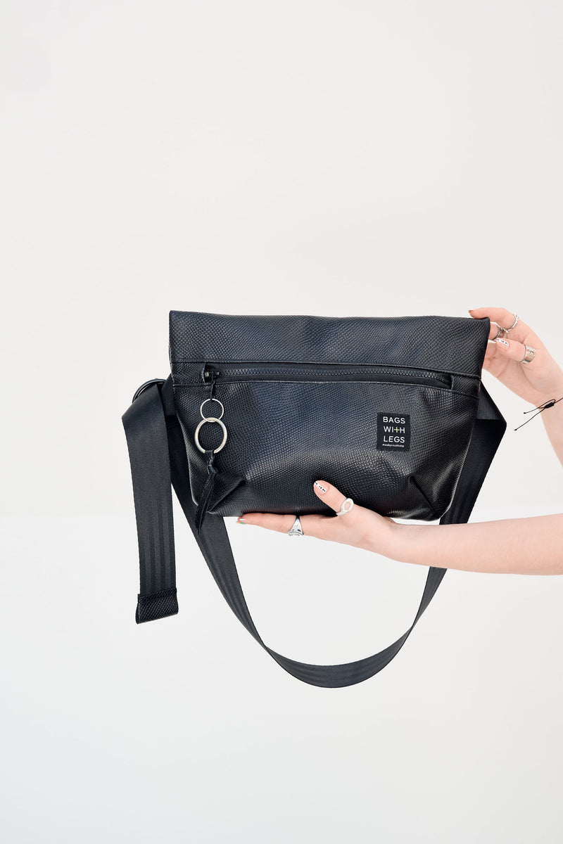 Bigger Tokyo crossbody bag