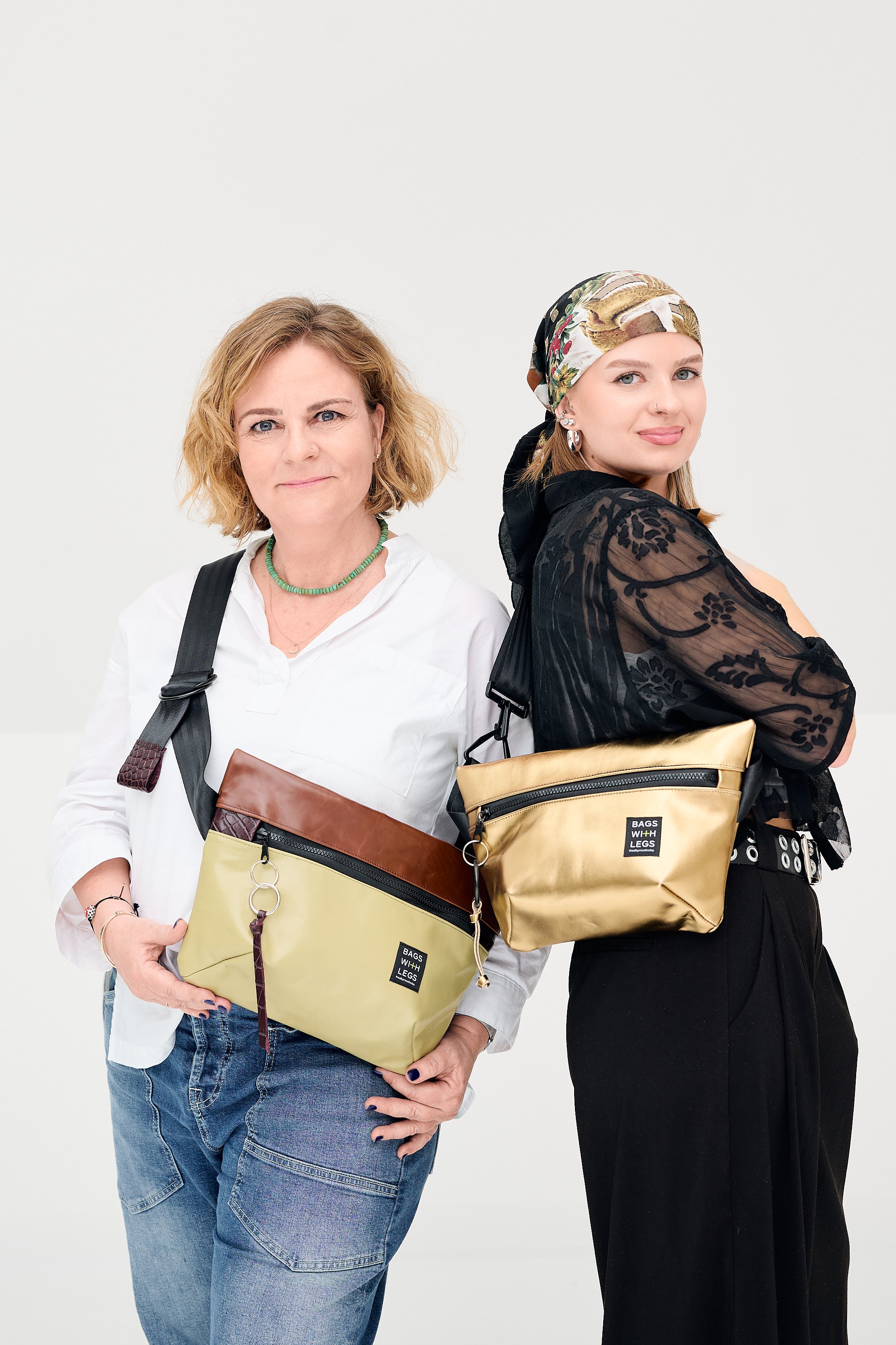 GLOW BABY GLOW Crossbody Bag