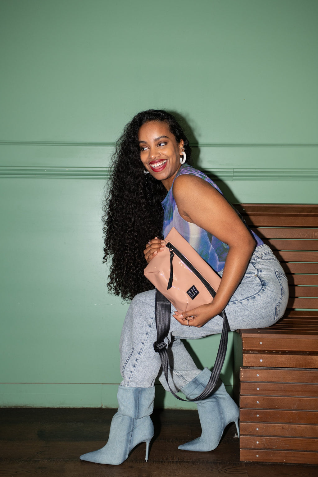 Glossy Beige crossbody bag