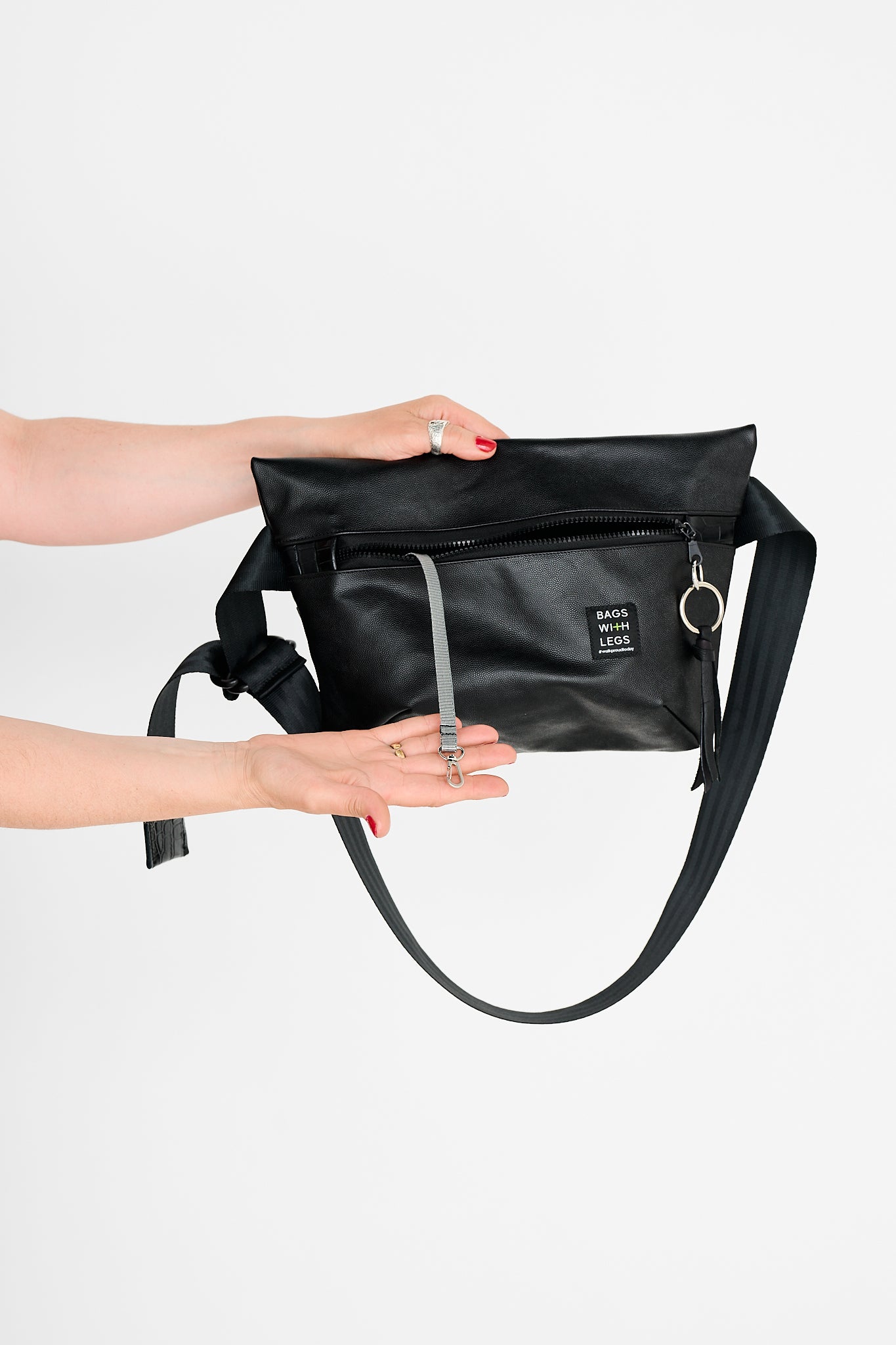 ROCK ME AMADEUS bigger crossbody bag worn