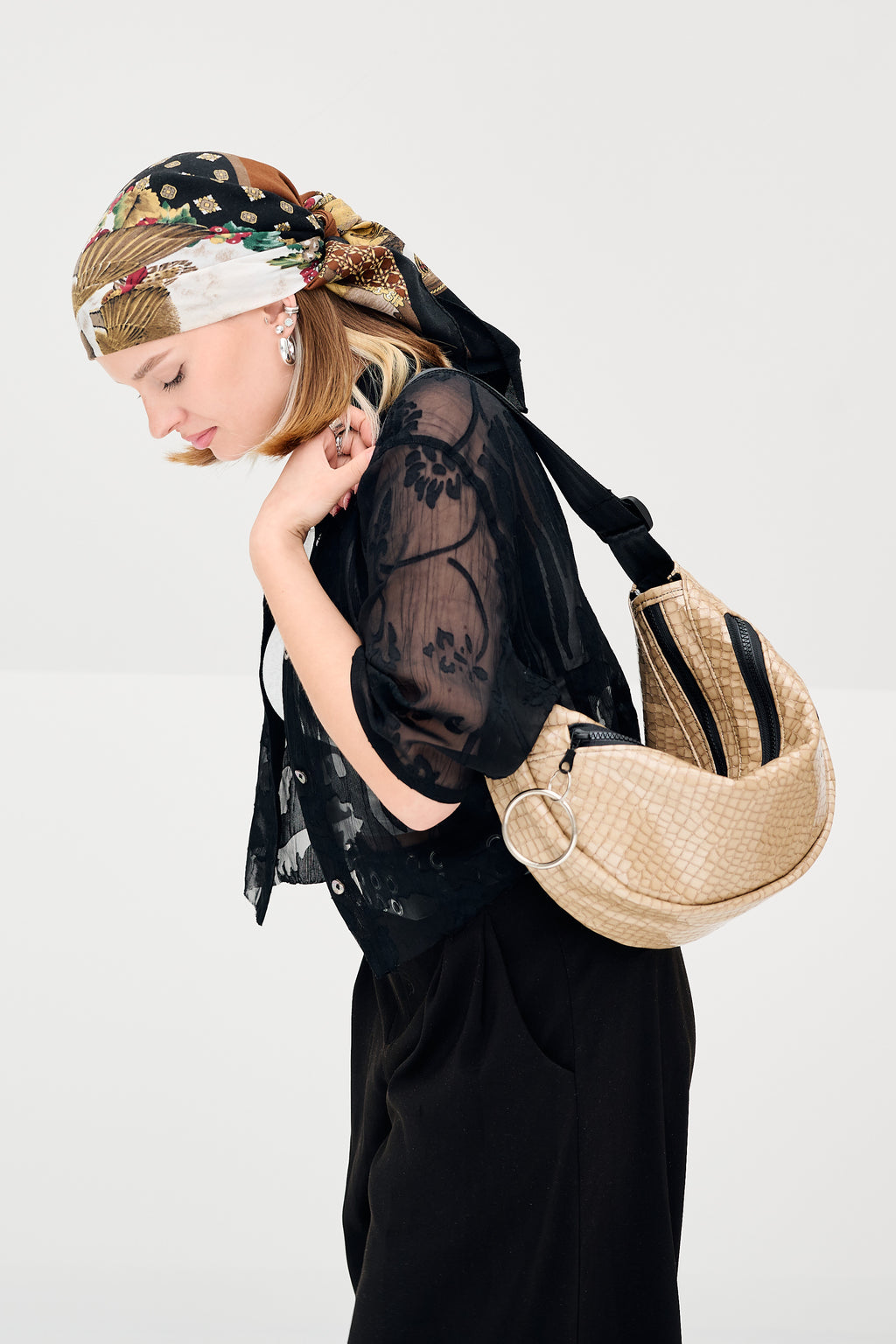 COSMIC LATTE Moonwalker Bag