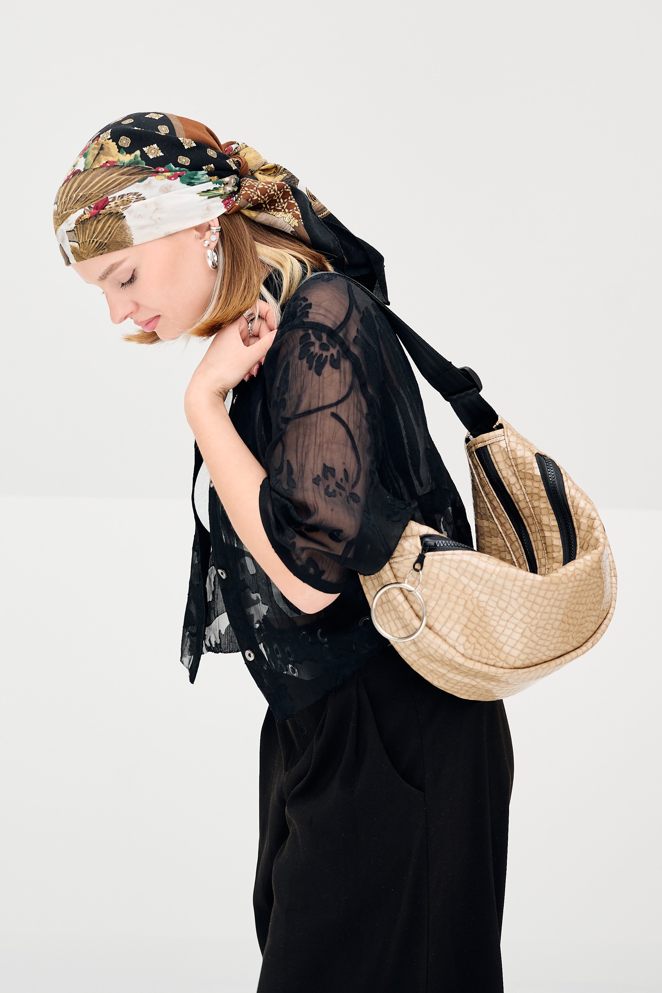 COSMIC LATTE Moonwalker Bag