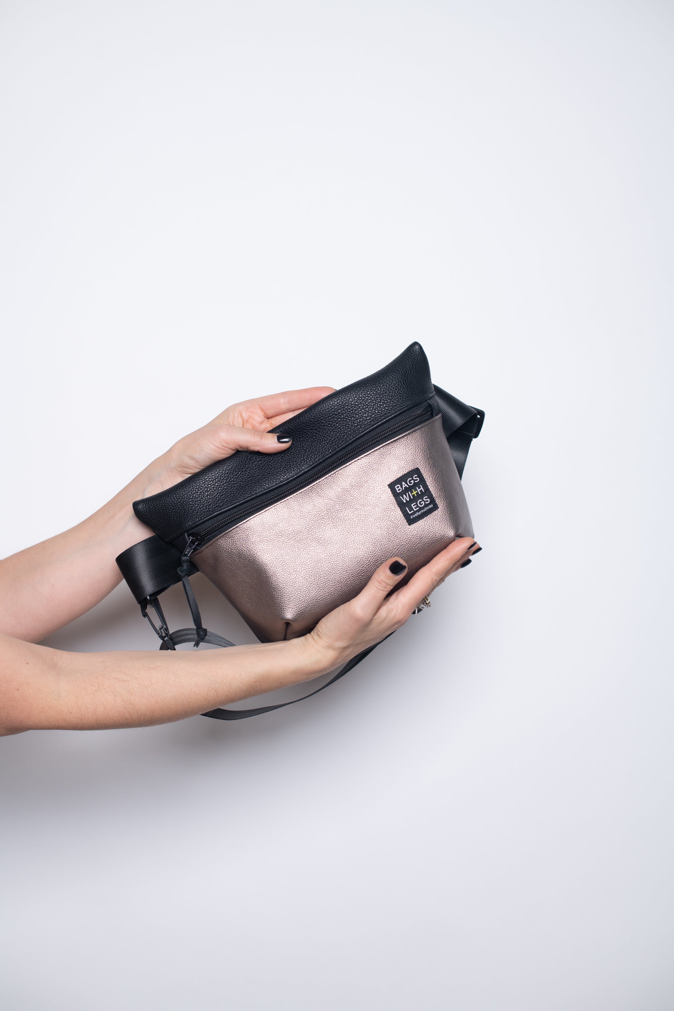 Calm Bronze crossbody bag worn