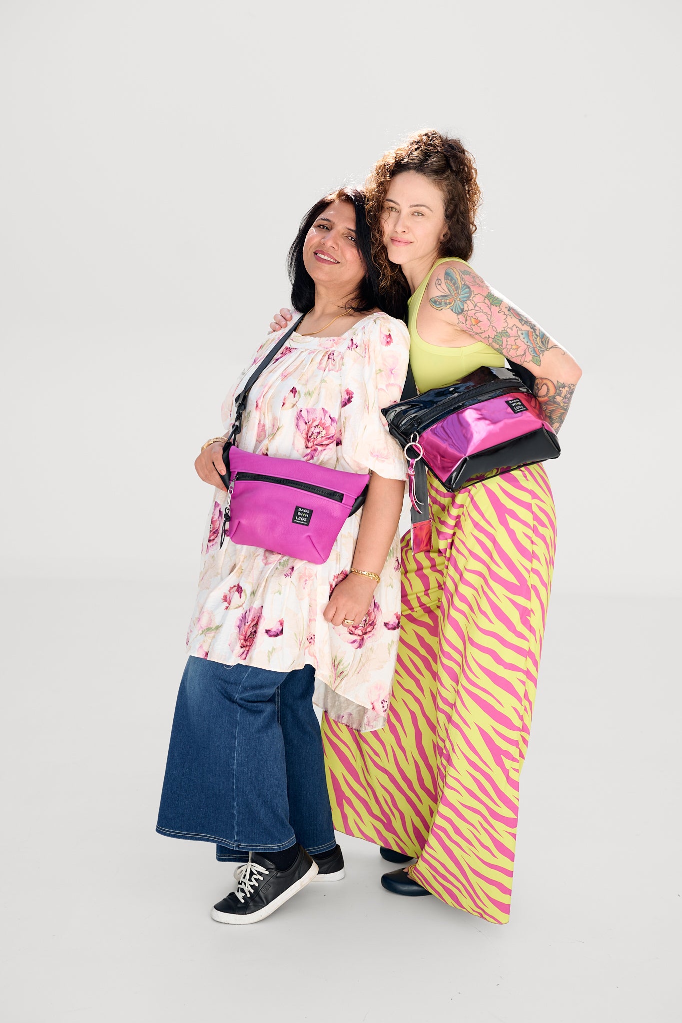 ELEKTRIK LOVE Crossbody Bag