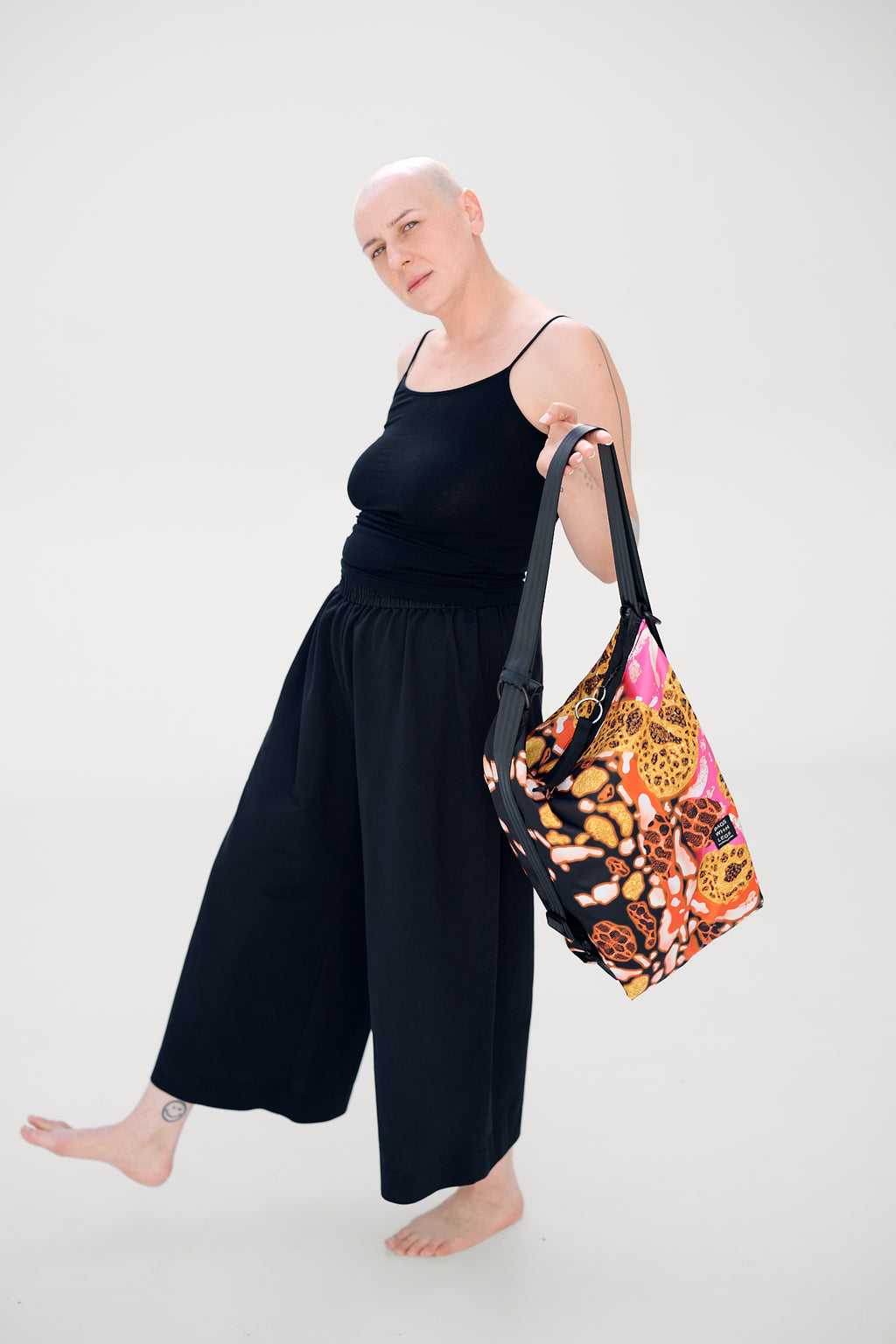 THE LAVA Transformer bag worn
