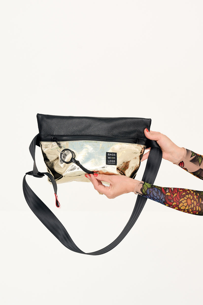 GOLD DIGGER Bigger Crossbody Bag